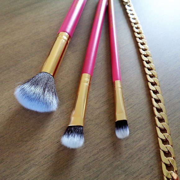 BOGO LUXIE BC SUMMER DAZE SET - Picture 4 of 7